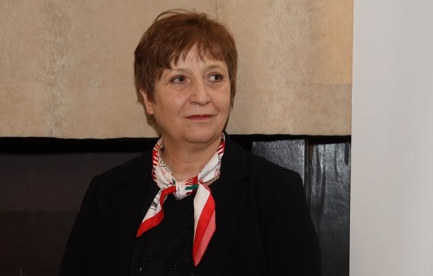 Проф. Евелина Славчева поема ръководството на БАН