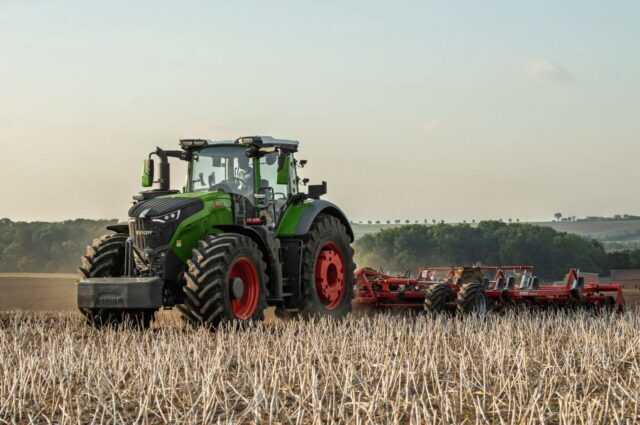 трактор fendt