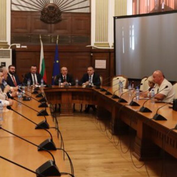 земеделски производители