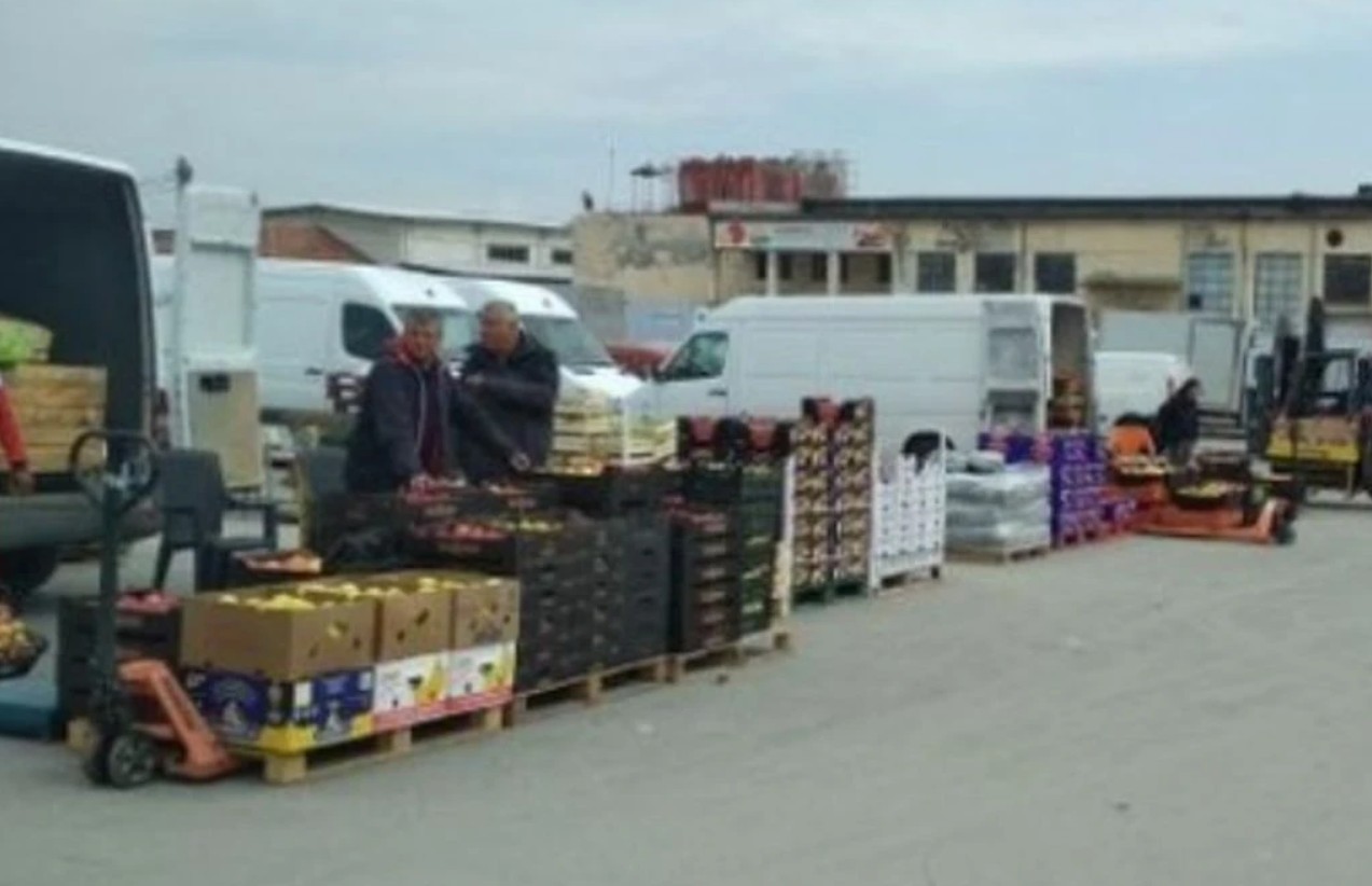 Купувачите изчезват от борсата в Първенец, а българска продукция остава непродадена